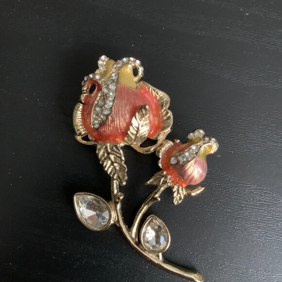 Napier Rose Bud Brooch - Picture 1 of 6